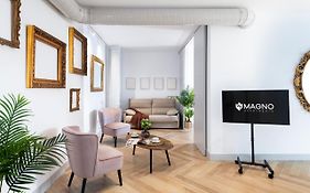 Zaragoza Suite Apartment